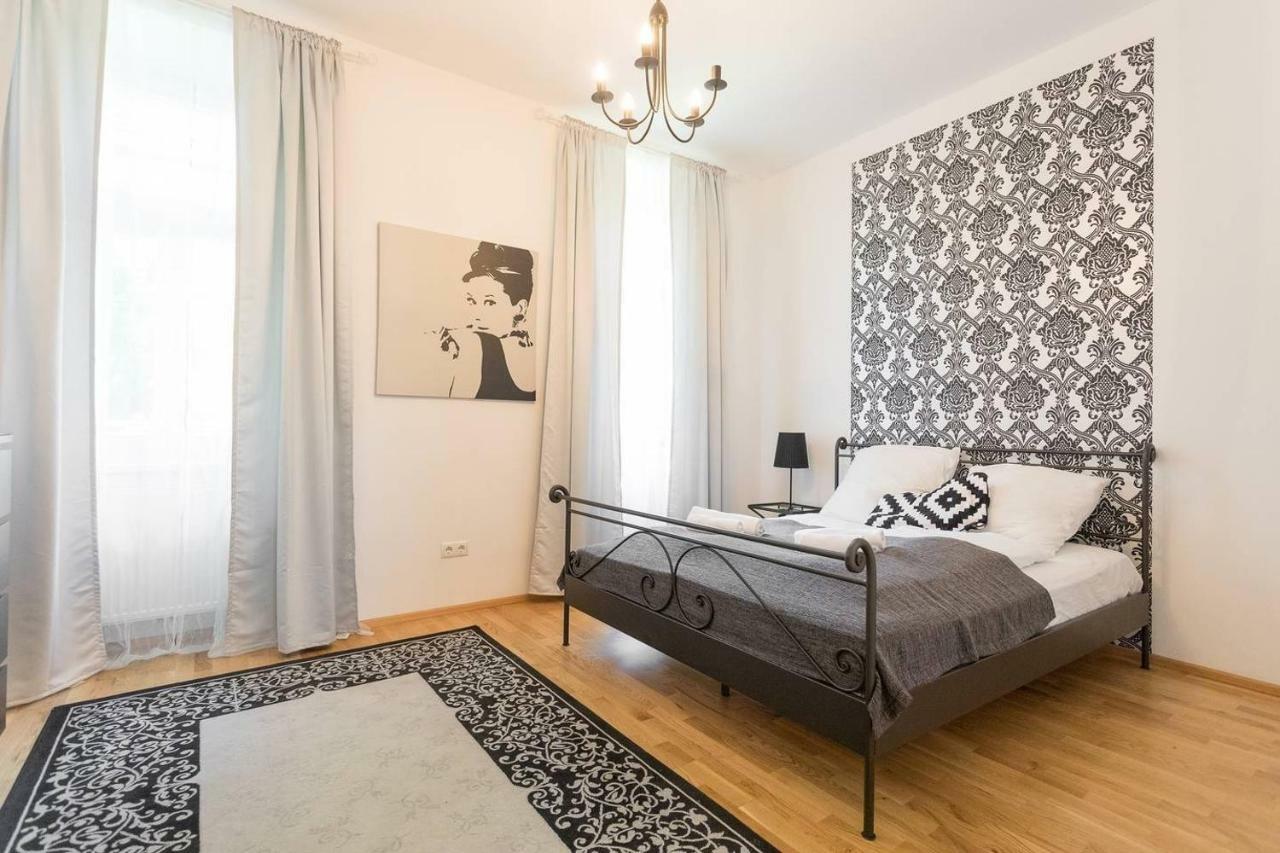 Spacious Vienna Central Station Residence Esterno foto