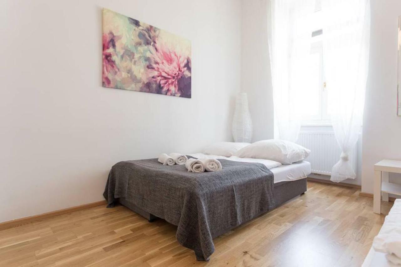 Spacious Vienna Central Station Residence Esterno foto